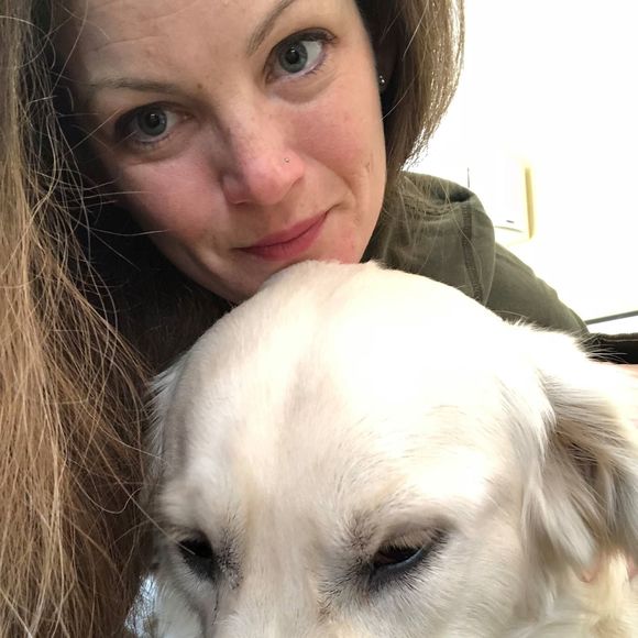 Meet your Posher, Britt - Picture 1 of 1